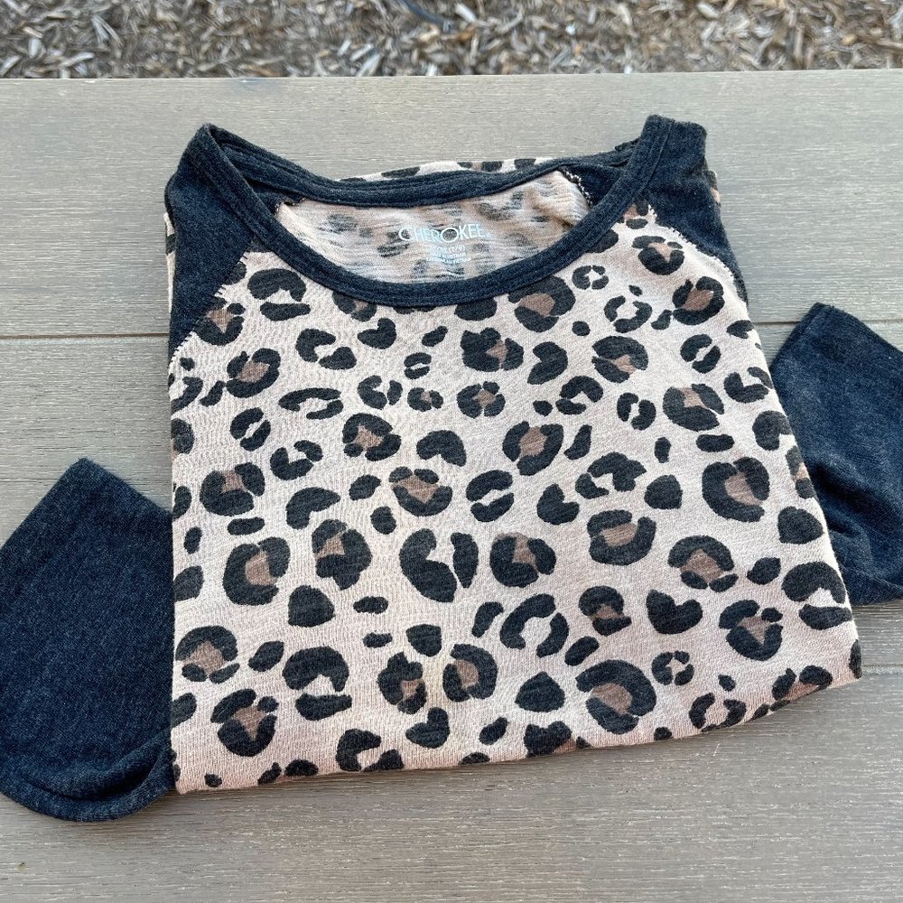 2/$7 Cherokee Tan with Leopard Print Baseball Style Shirt Girls Size Medium